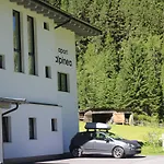 Alpinea * St. Leonhard im Pitztal